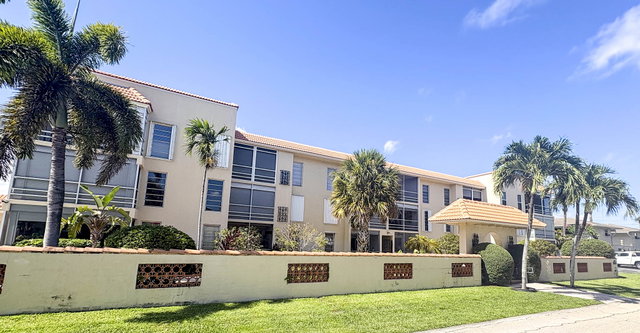 Gateway Condo photo 3